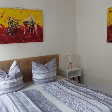 Ferienwohnung Lieser Am Markt Екстериор снимка